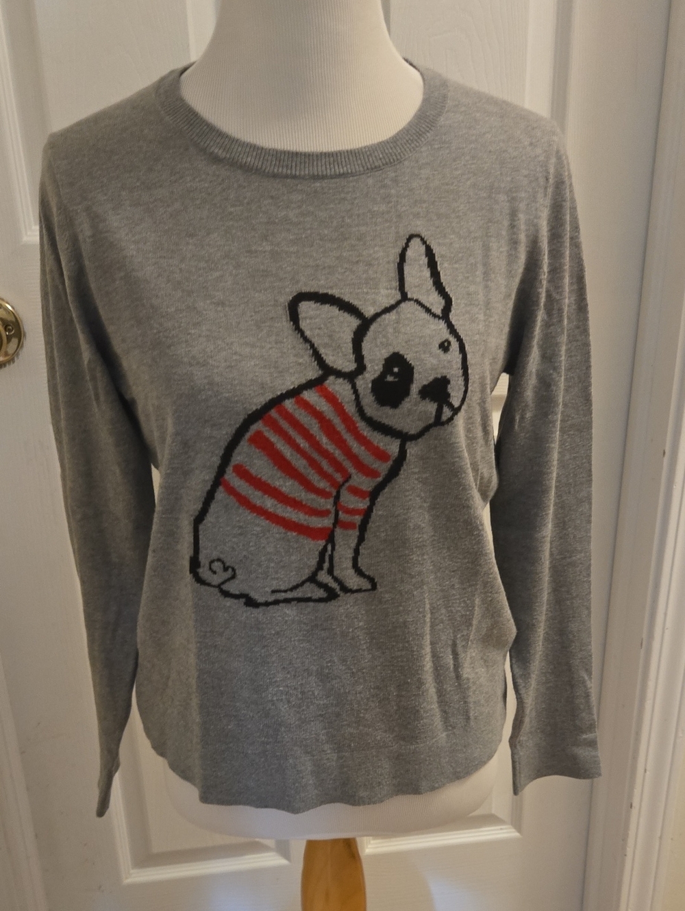 BR Factory Gray Crewneck Cotton Sweater with Red-Striped Dog Graphic Size M